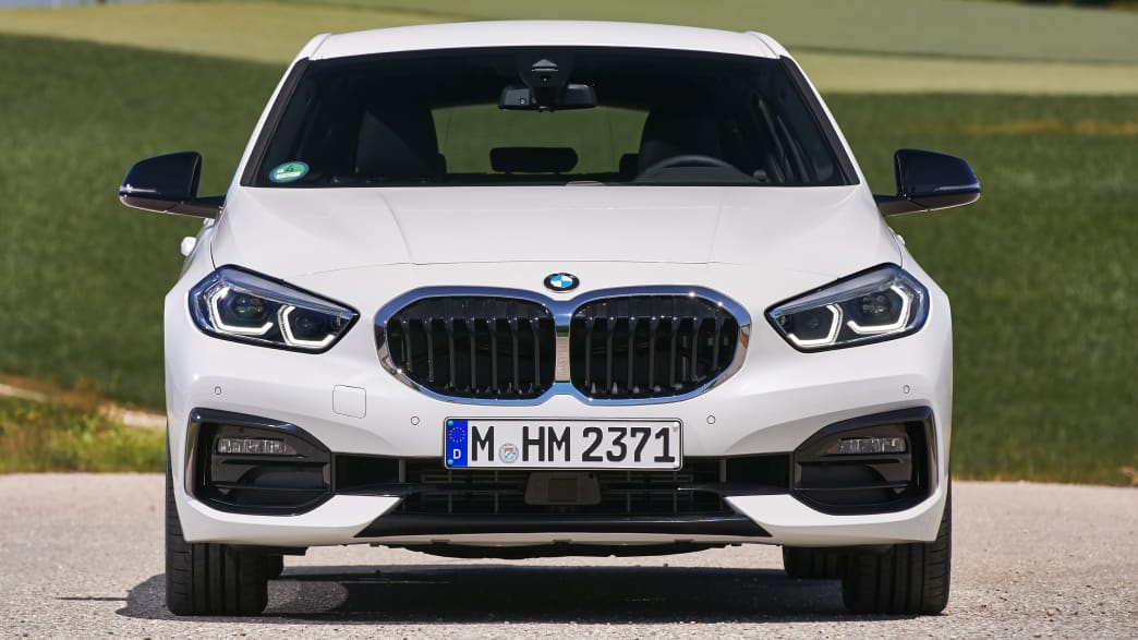 BMW 118i Advantage (ab 11/20): Technische Daten, Bilder, Preise | ADAC