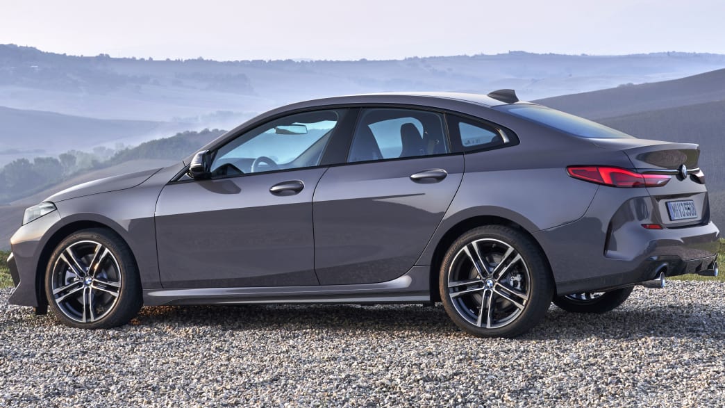 BMW 218i Gran Coupé Sport Line (03/20 - 09/20) 3 BMW 218i Gran Coupé Sport Line (03/20 - 09/20) 3