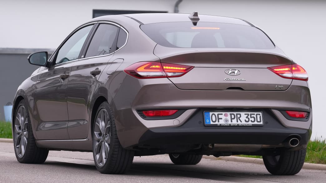 Hyundai i30 Fastback 1.5 T-GDI 48V-Mildhybrid N Line (ab 10/20) 4 Hyundai i30 Fastback 1.5 T-GDI 48V-Mildhybrid N Line (ab 10/20) 4