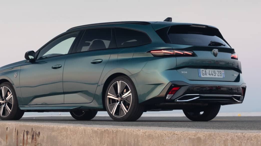 Peugeot 308 SW 1.6 HYBRID 180 GT e-EAT8 (ab 06/22) 4 Peugeot 308 SW 1.6 HYBRID 180 GT e-EAT8 (ab 06/22) 4