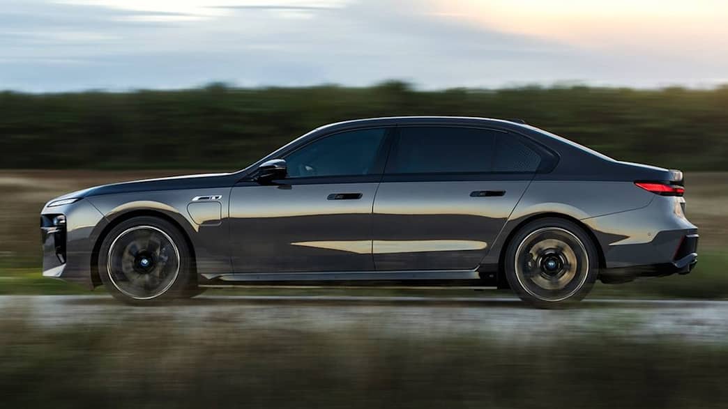 BMW M760e xDrive Steptronic (ab 03/23) 3 BMW M760e xDrive Steptronic (ab 03/23) 3