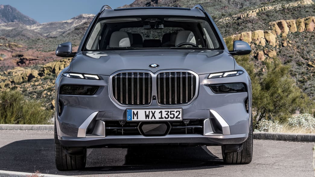 BMW X7 xDrive40d M Sportpaket Steptronic Sport (ab 08/22) 1 BMW X7 xDrive40d M Sportpaket Steptronic Sport (ab 08/22) 1