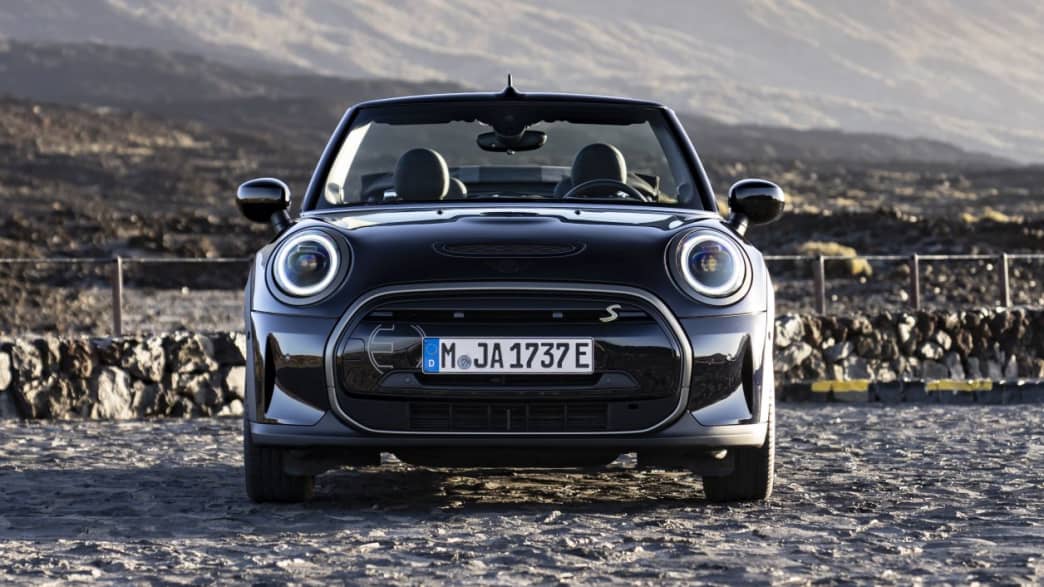 MINI Cabrio Cooper SE nicht bekannt – 184 PS · Strom · Katalog-ID 327295 – Fahrzeugansicht