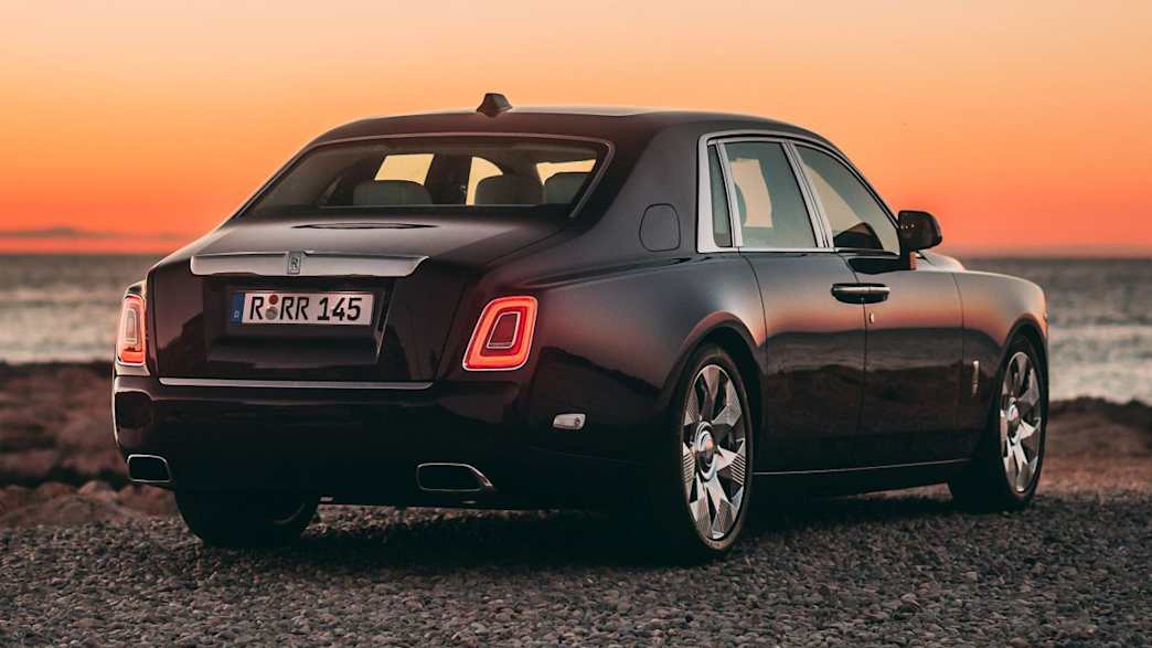 Rolls-Royce Phantom EWB 6.8 V12 Automatik – 571 PS · Super Plus · Katalog-ID 346696 – weitere Fahrzeugansicht 4