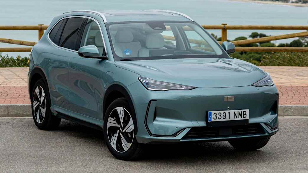 Geely Max+ – 218 PS · Strom · Katalog-ID 350875 – Fahrzeugansicht
