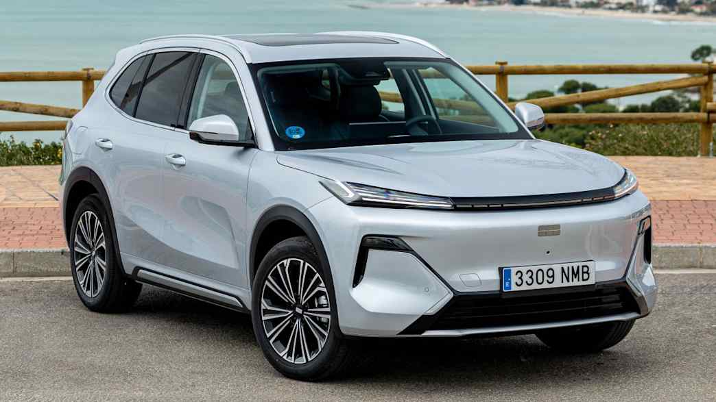 Geely EM-i Max+ – 262 PS · Strom · Katalog-ID 350876 – Fahrzeugansicht