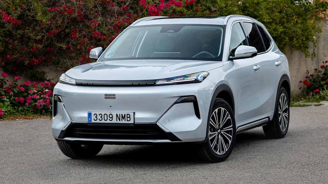 Geely EM-i Pro+ – 262 PS · Strom · Katalog-ID 350877 – weitere Fahrzeugansicht 4