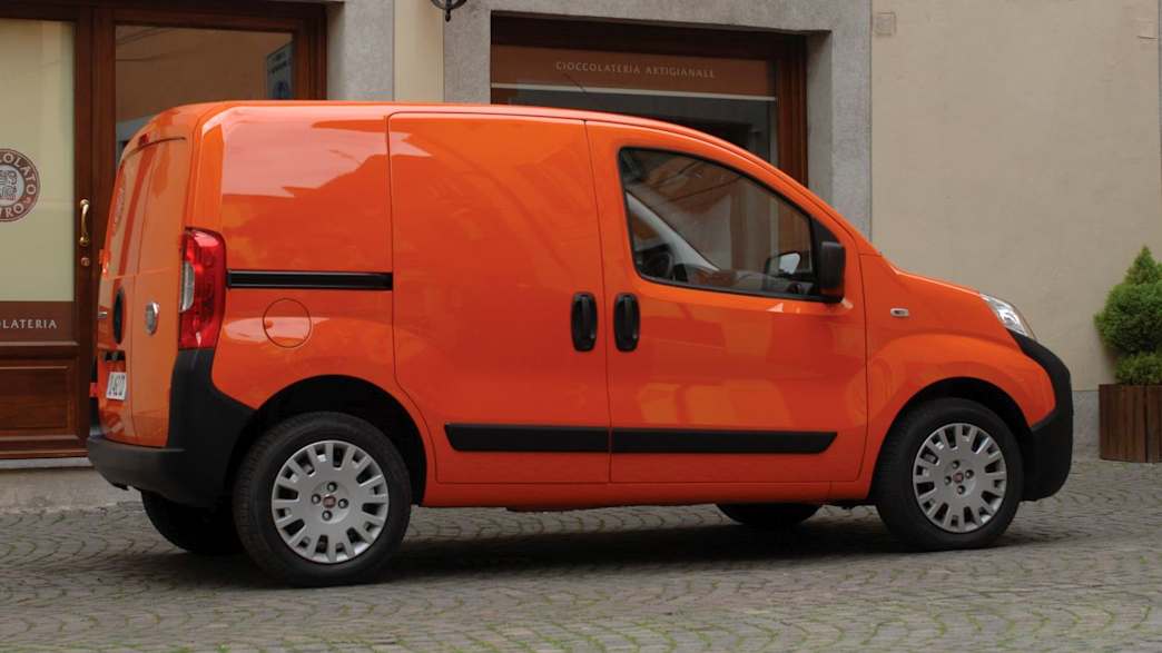 Fiat Fiorino Kastenwagen 1.4 8V Natural Power (Erdgasbetrieb) – 70 PS · Erdgas · Katalog-ID 348932 – weitere Fahrzeugansicht 4