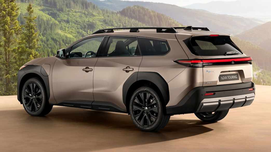 Toyota bZ4X Touring Teamplayer AWD – 380 PS · Strom · Katalog-ID 349335 – weitere Fahrzeugansicht 4