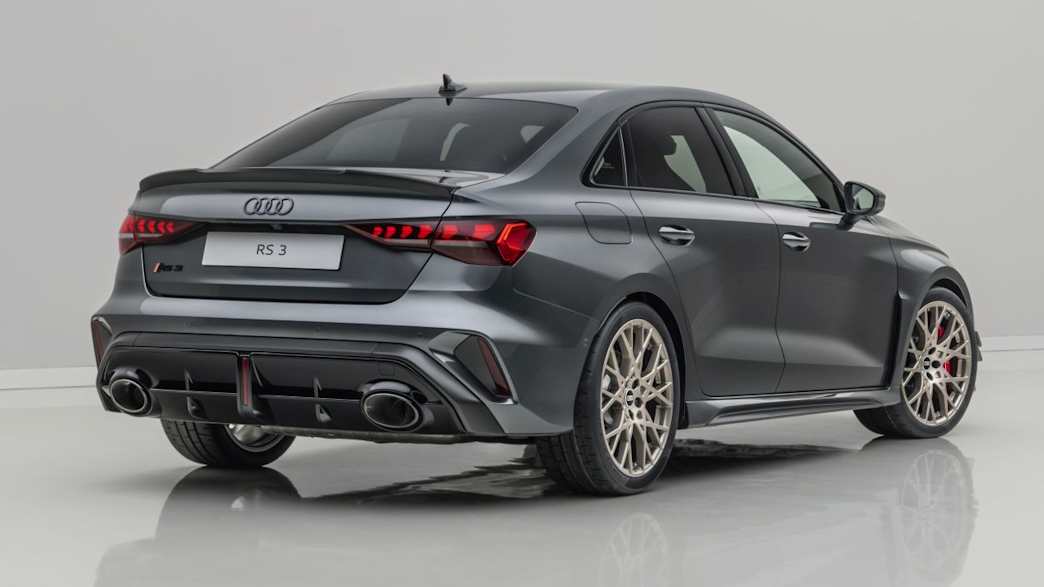 Audi RS3 Limousine competition limited S tronic – 400 PS · Super Plus · Katalog-ID 350145 – weitere Fahrzeugansicht 4