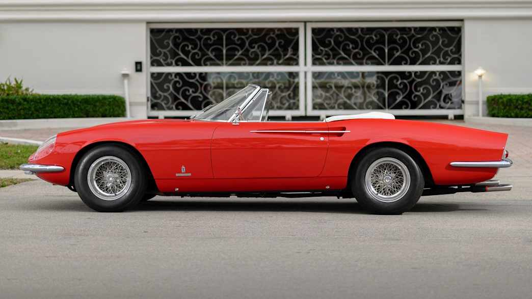 Ferrari 365 California Spyder – 320 PS · Super · Katalog-ID 350331 – weitere Fahrzeugansicht 3