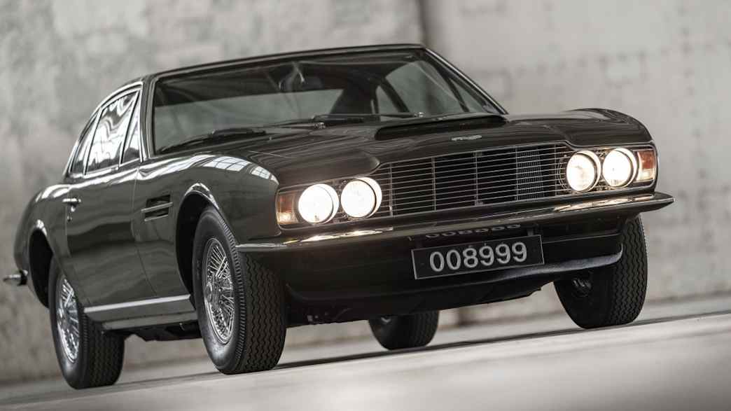Aston Martin DBS Vantage Coupé – 330 PS · Super · Katalog-ID 350565 – Hauptansicht
