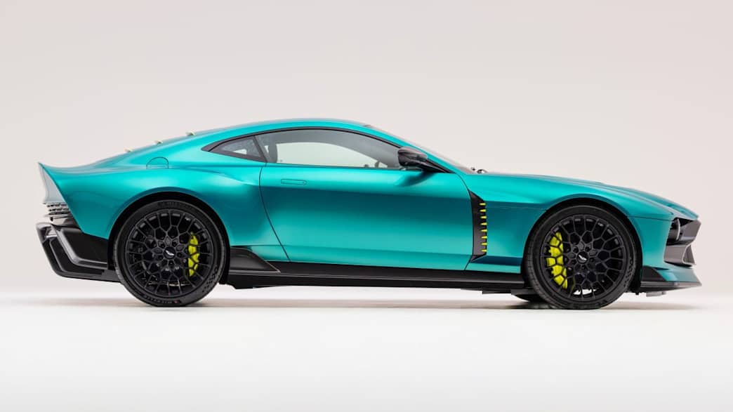 Aston Martin Valour – 715 PS · Super Plus · Katalog-ID 350568 – weitere Fahrzeugansicht 3