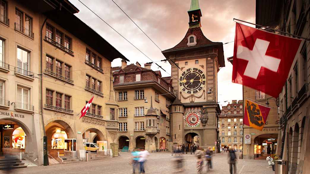 Blick auf die Zytglogge - das Wahrzeichen in der Berner Altstadt