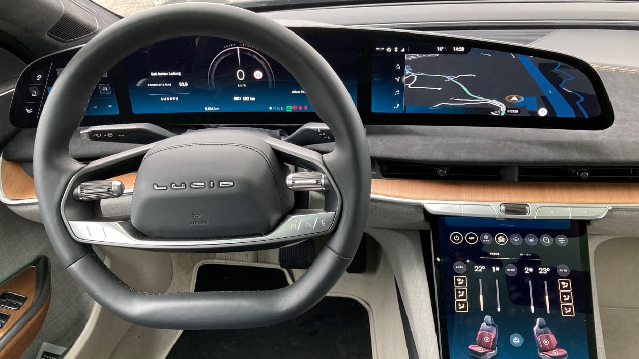 E auto lucid sale