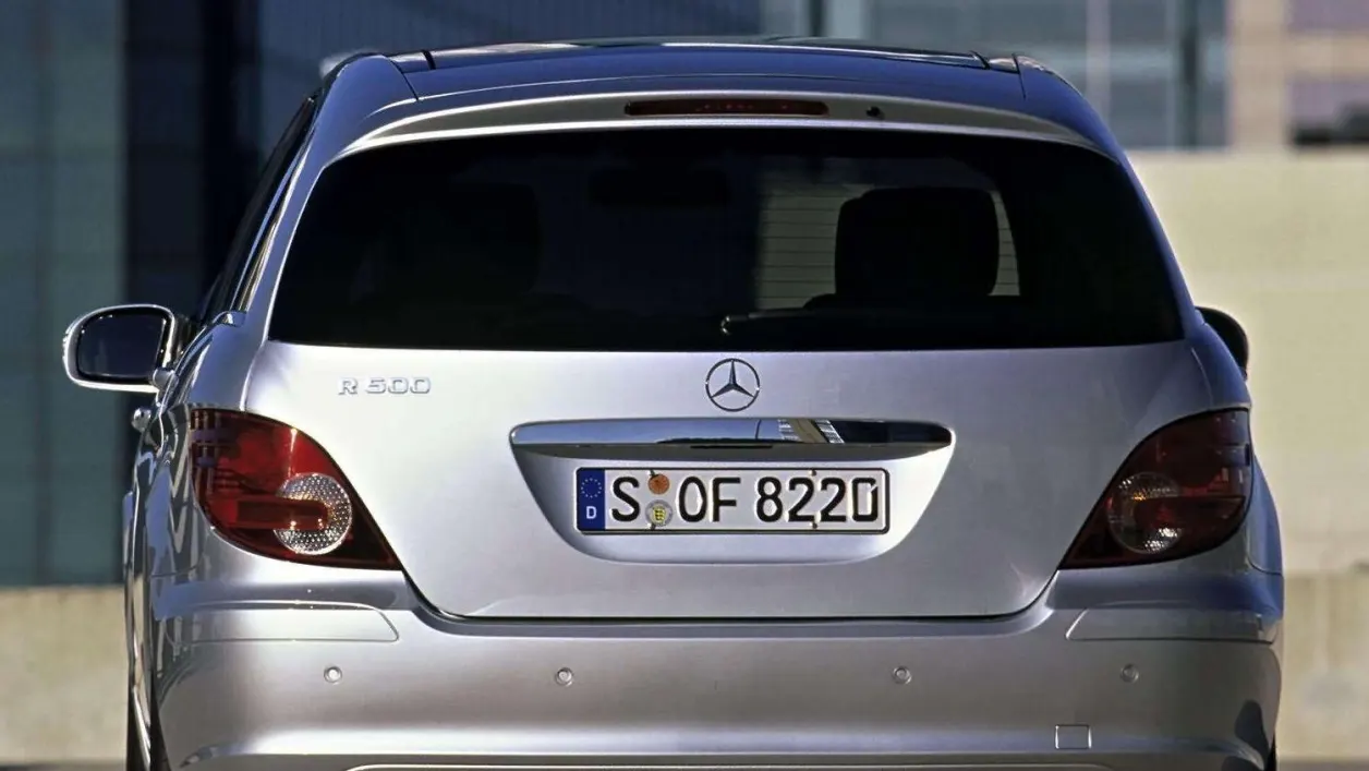 Mercedes-Benz R-Klasse R 320 lang CDI 4MATIC Aut. Kombi / Family Van, 2006,  309.000 km, € 7.000,- - willhaben
