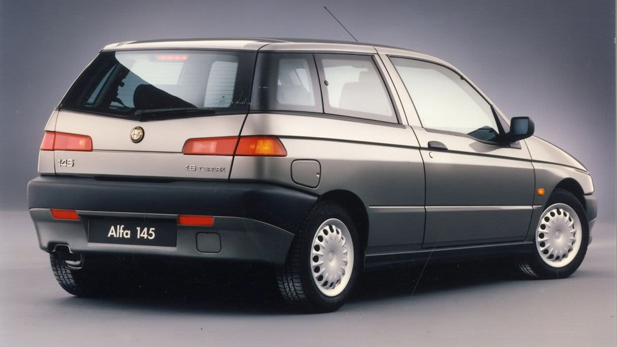 Alfa Romeo 145 1.6 (09/94 - 12/96): Technische Daten, Bilder, Preise