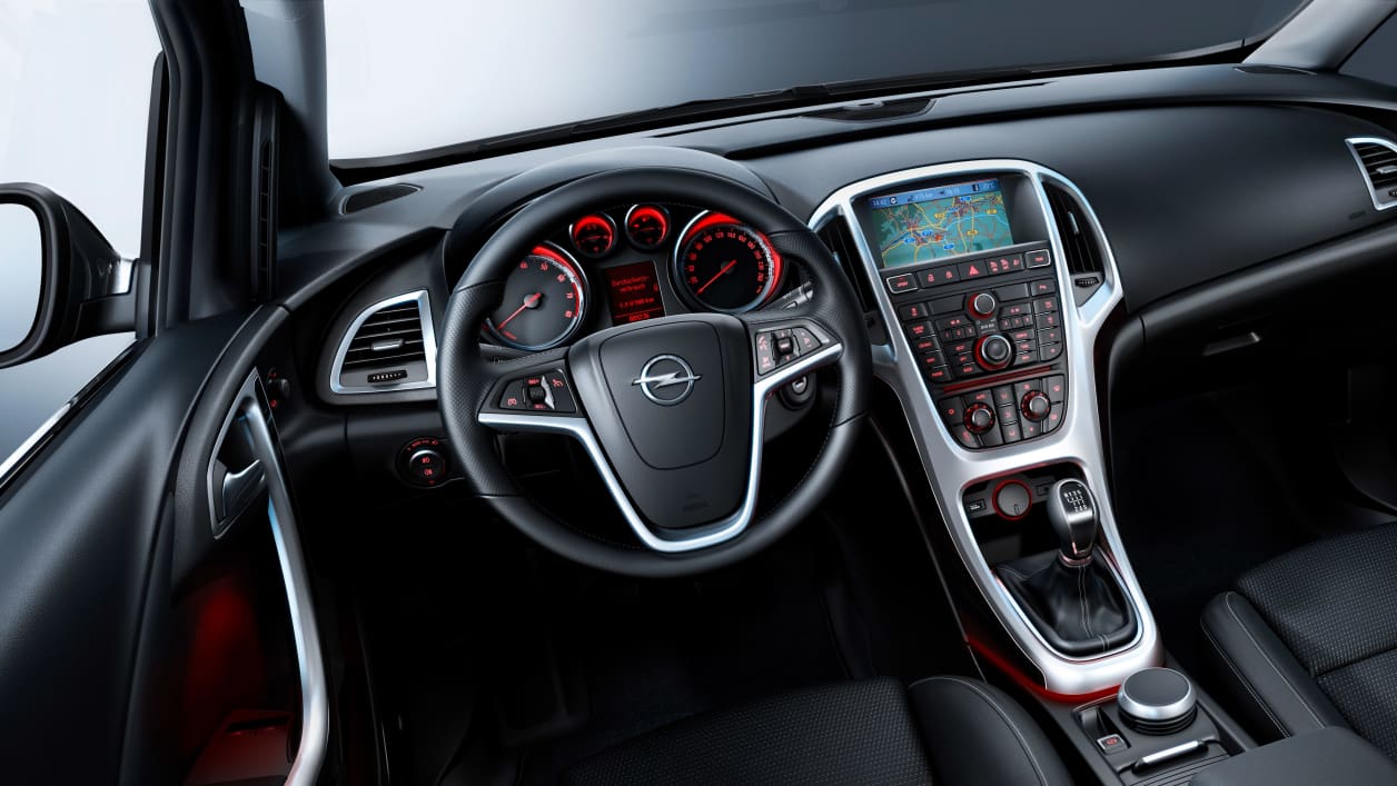 Opel Astra Sports Tourer 1.4 Turbo Innovation (10/10 - 06/12): Technische  Daten, Bilder, Preise