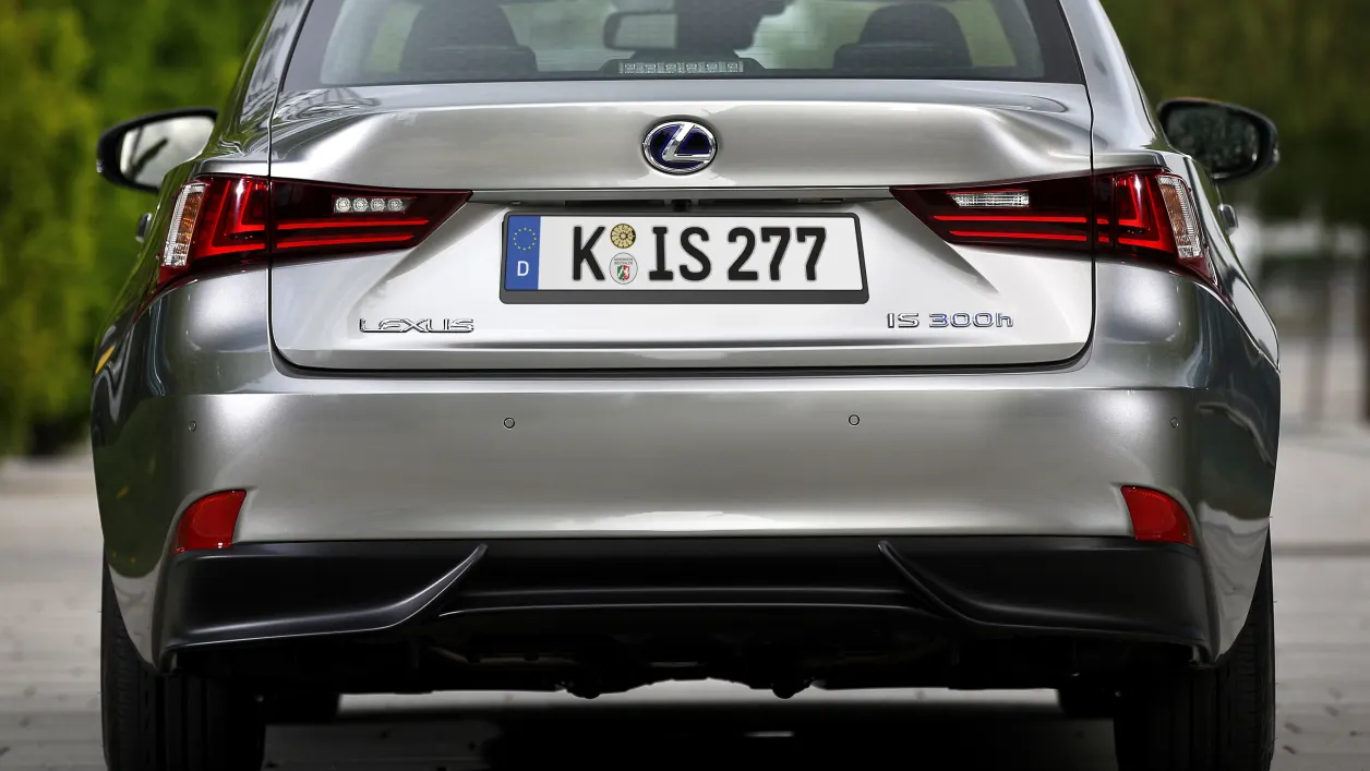 Teilen 68+ über lexus is300h unterschied is300 beste dedaotaonec