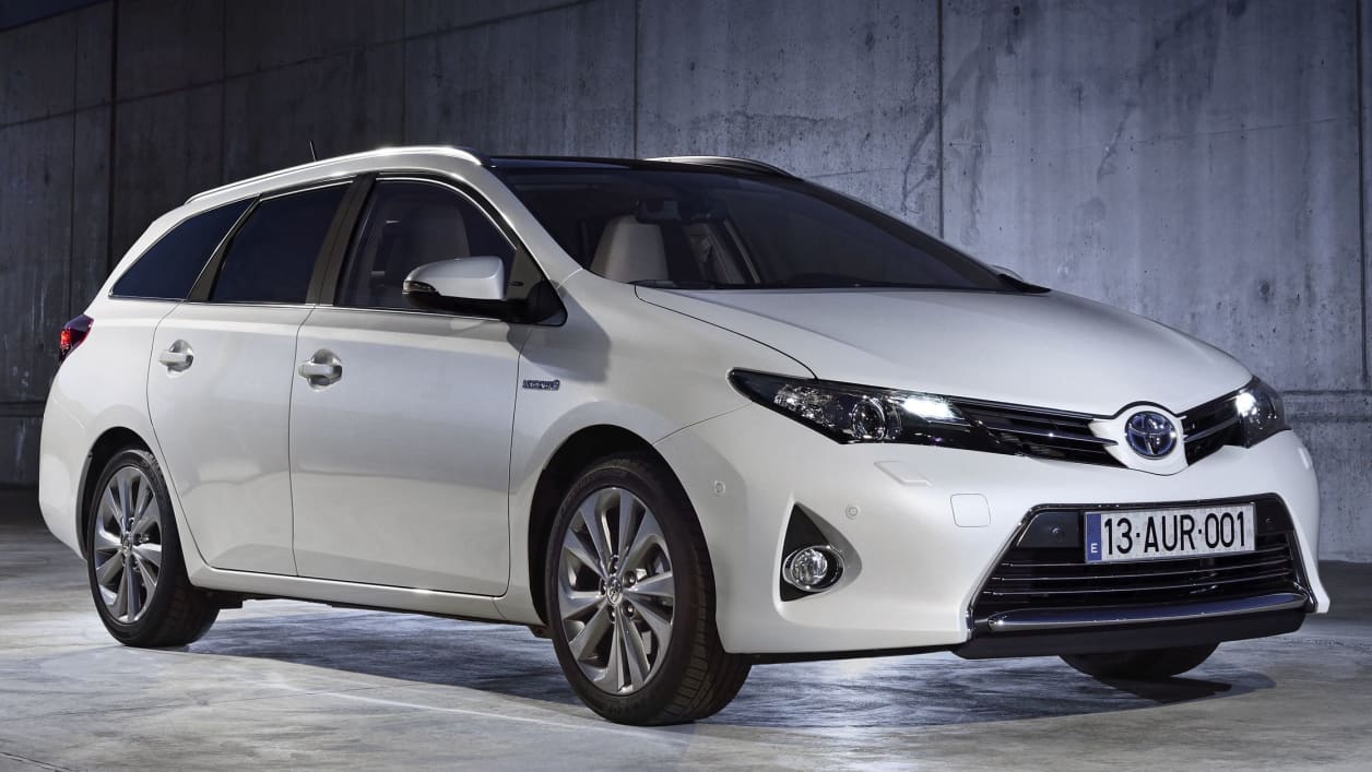 Toyota Auris Touring Sports 1.8 Hybrid Executive (07/13 - 08/15):  Technische Daten, Bilder, Preise