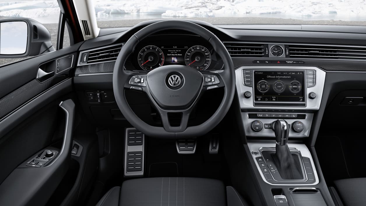 In den Staub: VW Passat Alltrack nach Werk2-Kur nicht mehr