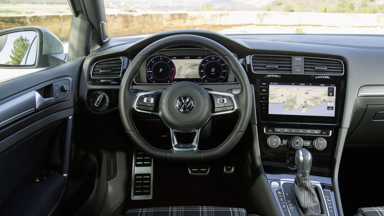 VW Golf Variant GTD DSG (7-Gang) (03/17 - 08/18): Technische Daten