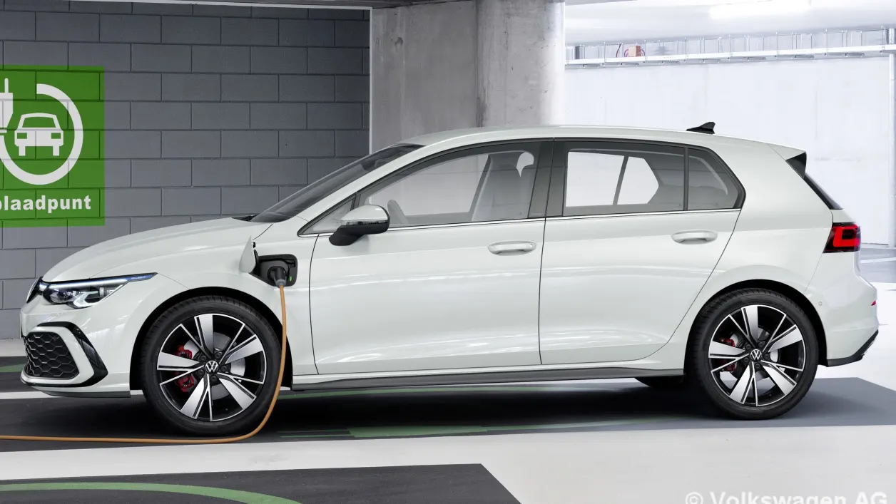 VW Golf GTE DSG (08/20 - 06/22): Technische Daten, Bilder, Preise
