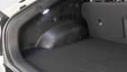 Plastikabdeckung im Kofferraum des Kia EV6