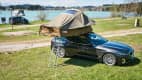Das Dachzelt Nakatanenga: Roof Lodge Evolution 2 Extended auf einem Auto