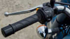 Die Armatur einer Royal Enfield Classic 500