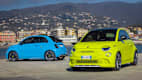 Front und Seitenansicht des Abarth 500e