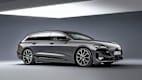 Seitenansicht eines stehenden Audi A6 e-tron