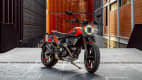 Eine stehende Ducati Scrambler Full Throttle