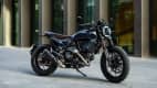 Eine stehende Ducati Scrambler Nightshift