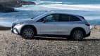 Seitenansicht des Mercedes EQE SUV