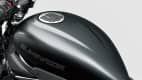 Detailaufnahme des Tanks der neuen Kawasaki Eliminator 500