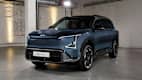 Frontansicht eines stehenden Kia EV5