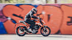 KTM 125 Duke Action