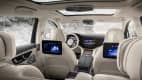 Die Sitze mit eingebauten Computer des Mercedes EQS SUV