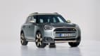 Frontansicht eines stehenden Mini Countryman