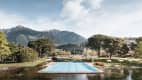 Ein Aussenbecken der Therme Meran