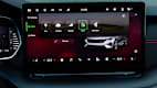 Das Display des Boardcomputers des Skoda Octavia RS