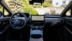 Cockpit des Subaru Solterra
