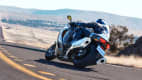 Heckansicht der Suzuki GSX 1300 RR Hayabusa fahrend