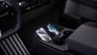 Die Handyablage des Cybertrucks von Tesla im Cockpit