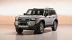 Frontansicht eines stehenden Toyota Land Cruiser