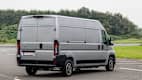 Aufnahme des Toyota Proace von hinten