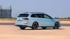 Heckansicht eines VW Golf Variant nach Facelift