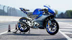 Yamaha R 125 seitlich fotografiert