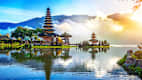 Der Pura Ulun Danu Bratan Wassertempel auf Bali, Indonesia